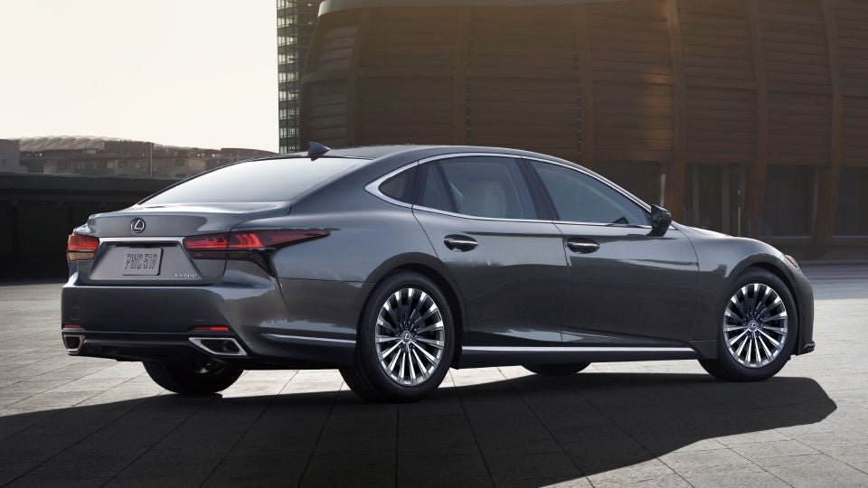 Lexus LS